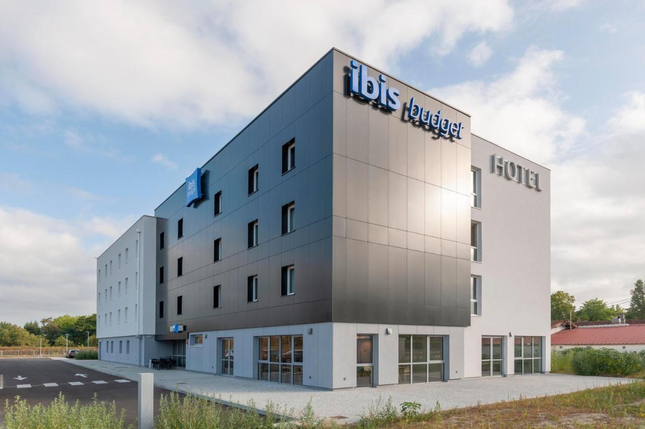 Ibis Budget Mont De Marsan Bagian luar foto