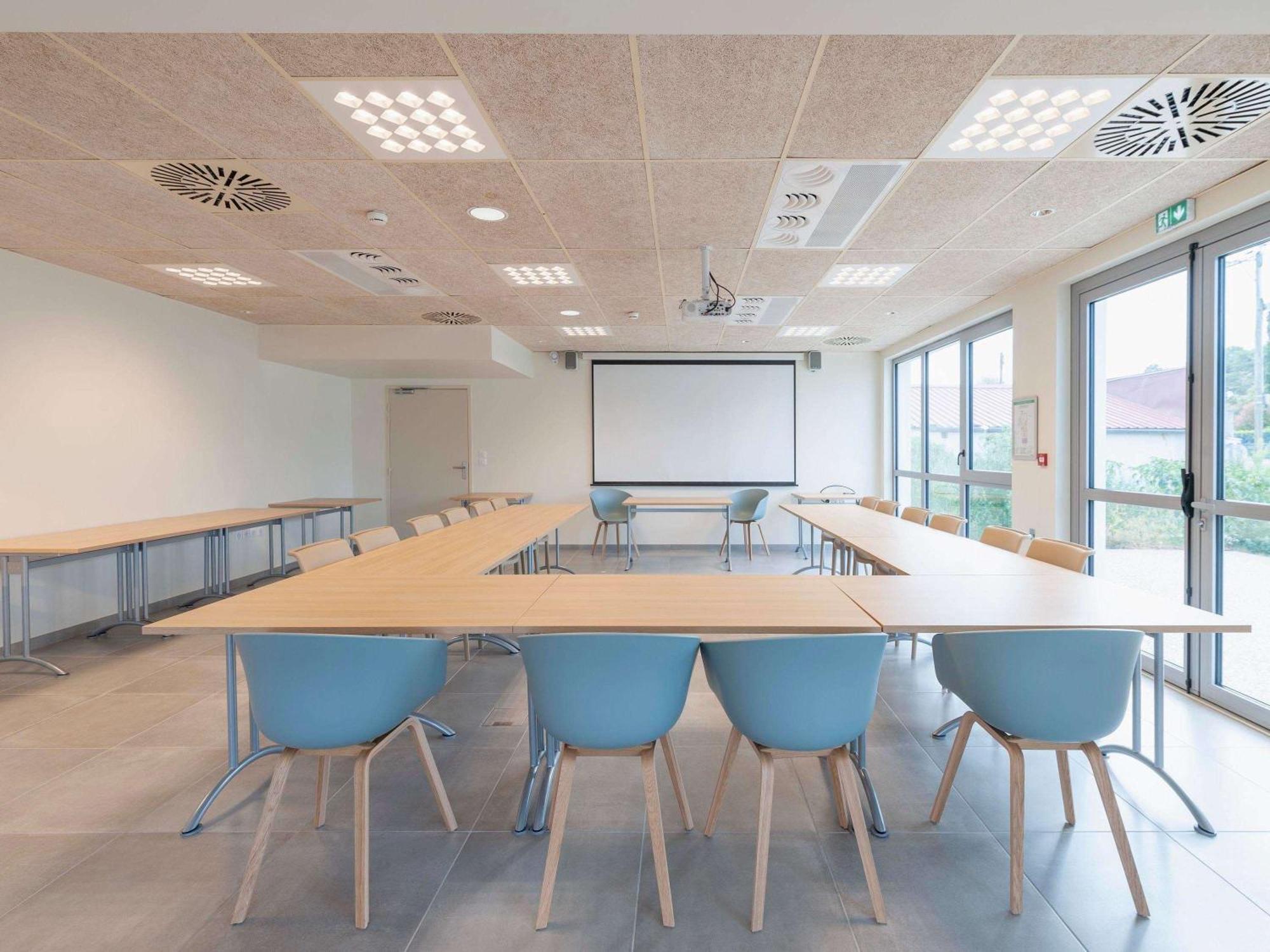 Ibis Budget Mont De Marsan Bagian luar foto